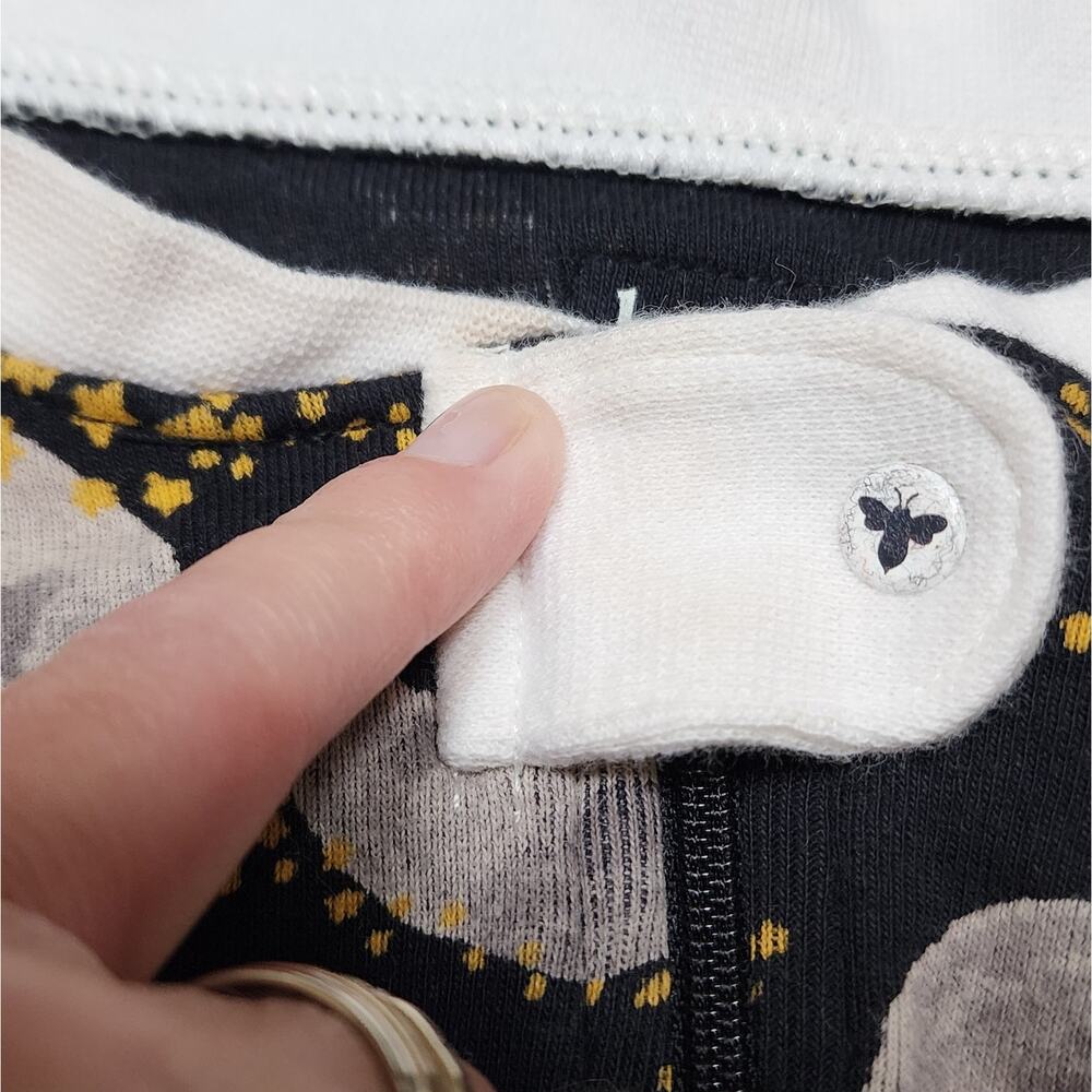 Burts Bees Moon & Stars Sleeper/Pajamas - Picture 5 of 7